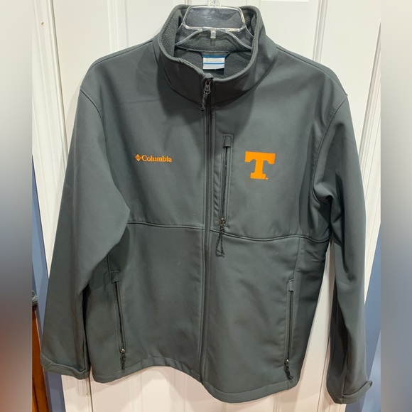 Columbia Tennessee Softshell Jacket - Picture 1 of 3